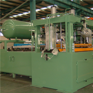 Single station vacuum molding machine