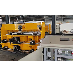 Servo flexible bending side plate forming line